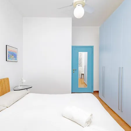 Xenia Apartments - Spacious Apt Near Linate Airport Milan Exterior photo